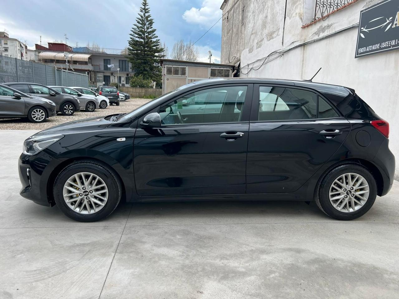 KIA RIO 1.2 MPI 84CV 2020!!! GPLDI CASA MADRE!!!