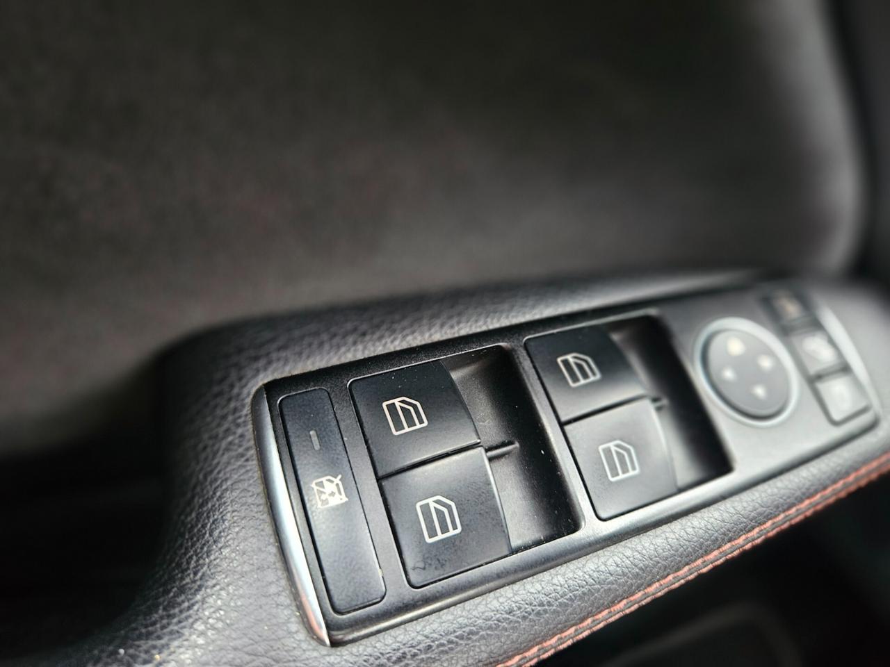 Mercedes-benz CLA 220 CDI Automatic PAK AMG TETTO E6B