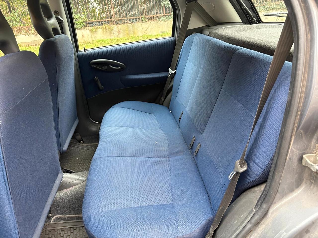 Fiat Punto 1.2i cat 5 porte ELX