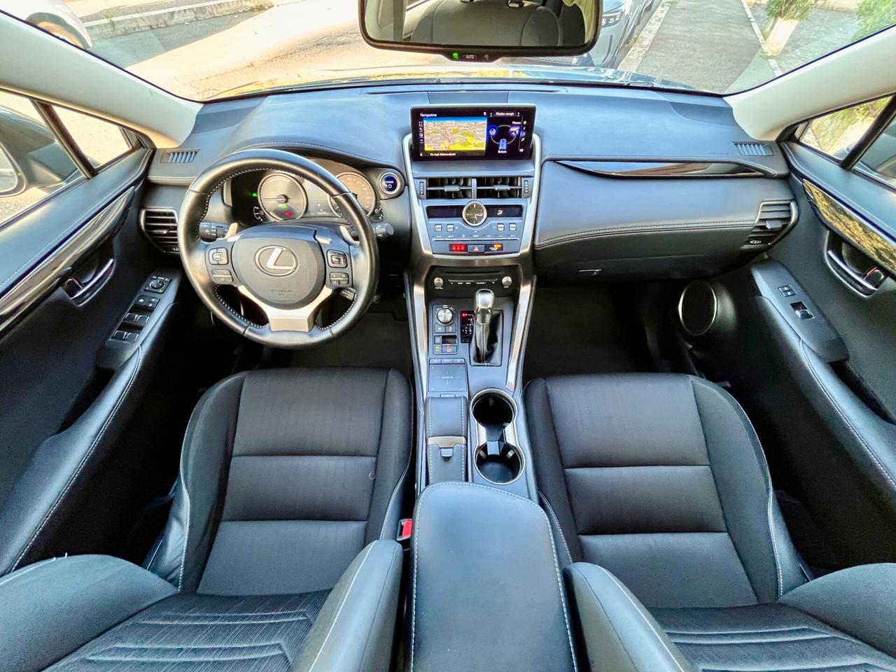 Lexus NX 300h Hybrid 4WD Business