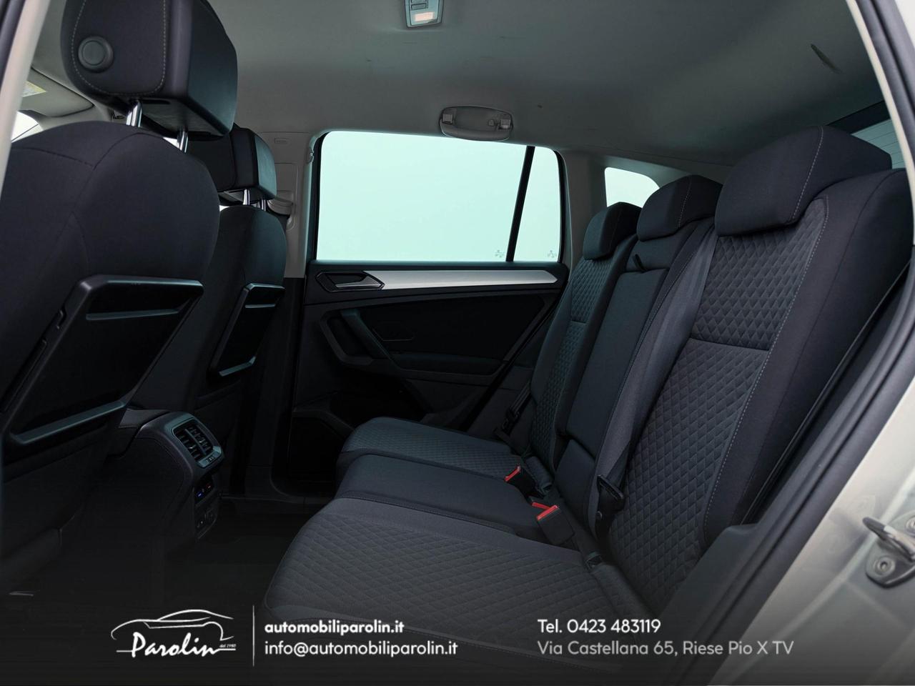 Volkswagen Tiguan 1.6 tdi Sport R-Line LED-CarPlay-19''