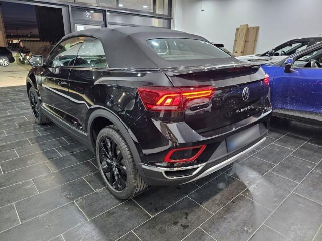 Volkswagen T-Roc 150 cv, C.18", Black Style Pack, Videocamera "Rear View", Supporto lombare, Navigatore "Discover Media", Frangivento, Fari Led Perfomance, Cruise Control Adattivo, Volante con Paddle