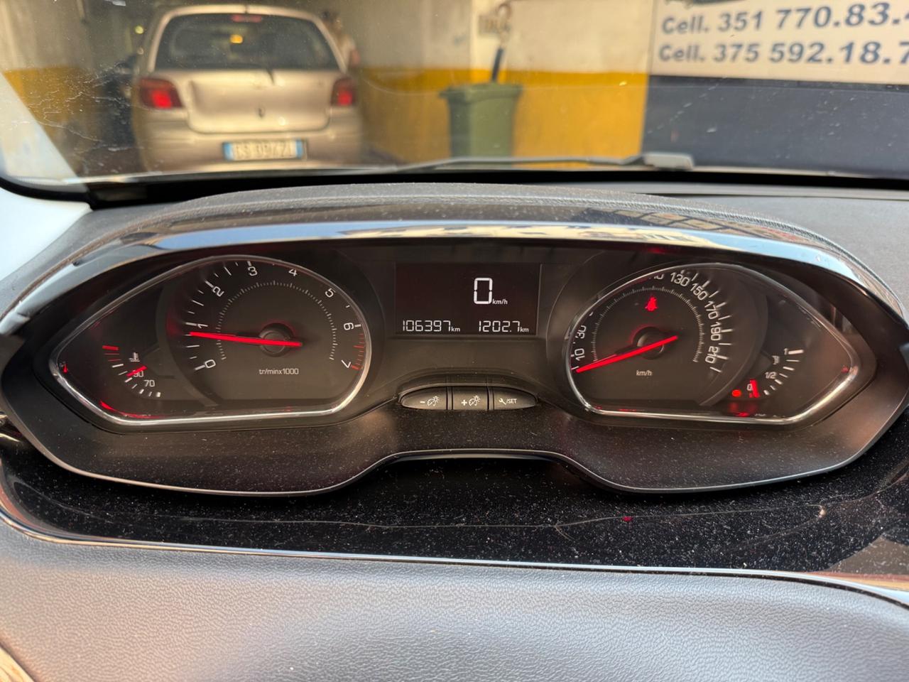 Peugeot 208 1.2 VTi 82 CV 3 porte Allure