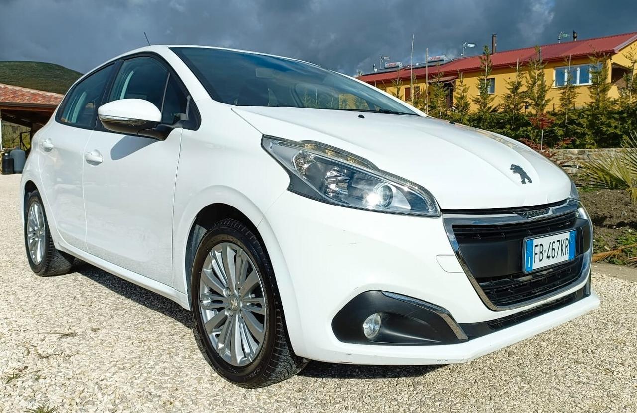 Peugeot 208 PureTech 82 5 porte Allure - 2016