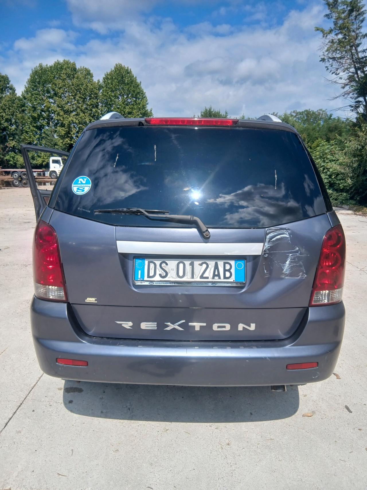 Ssangyong REXTON II 2.7 XVT AWD A/T Energy Sun