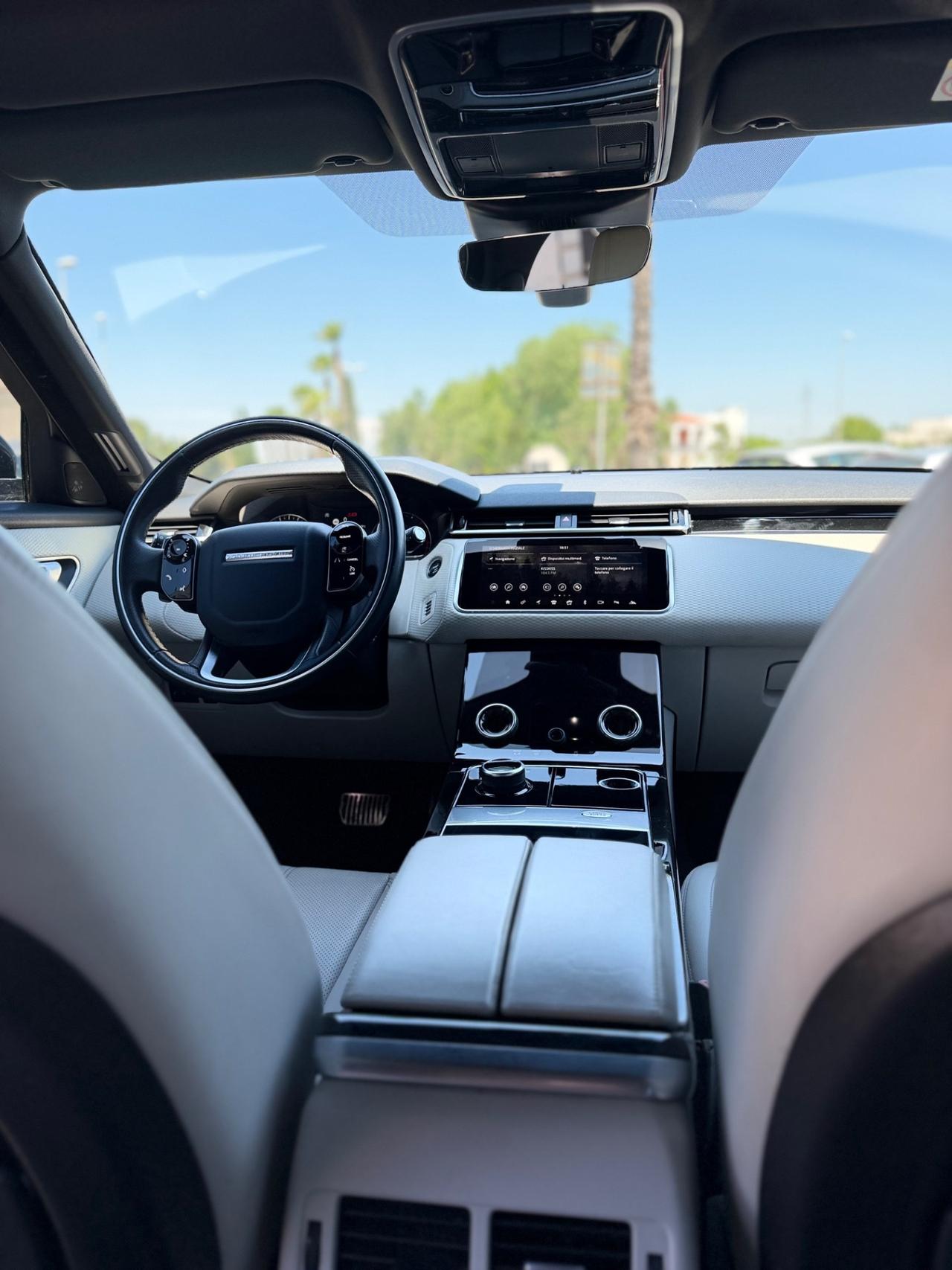 Land Rover Range Velar 2.0D I4 240 CV R-Dynamic