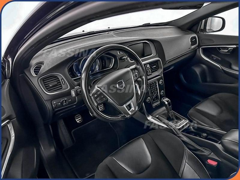 Volvo V40 V40 2.0 d2 R-design 120CV