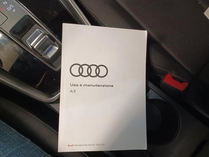 A3 Sportback Advanced 1.5 35 Electric/TFSI Cylinder on demand 110kW