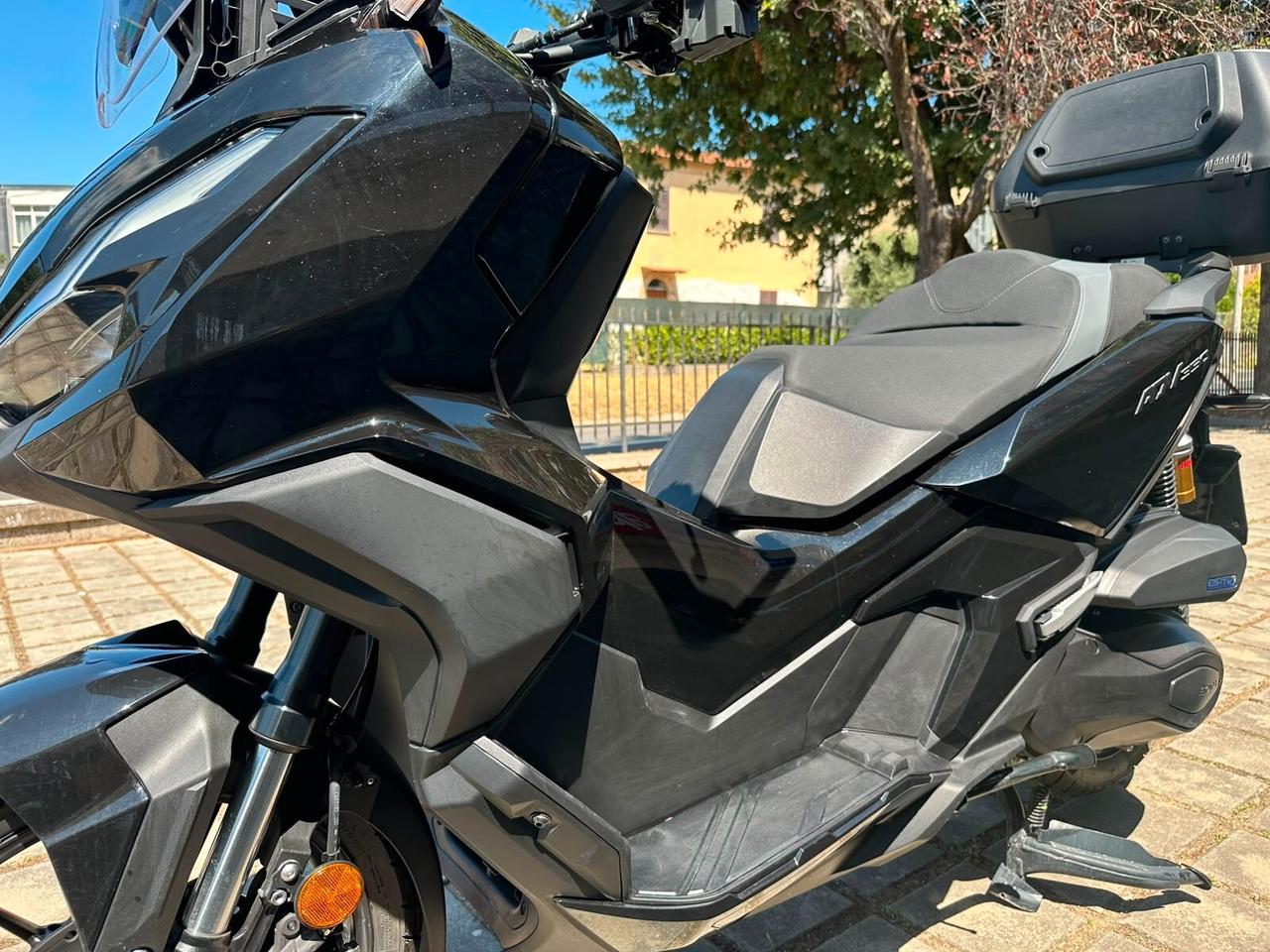 Honda ADV 350
