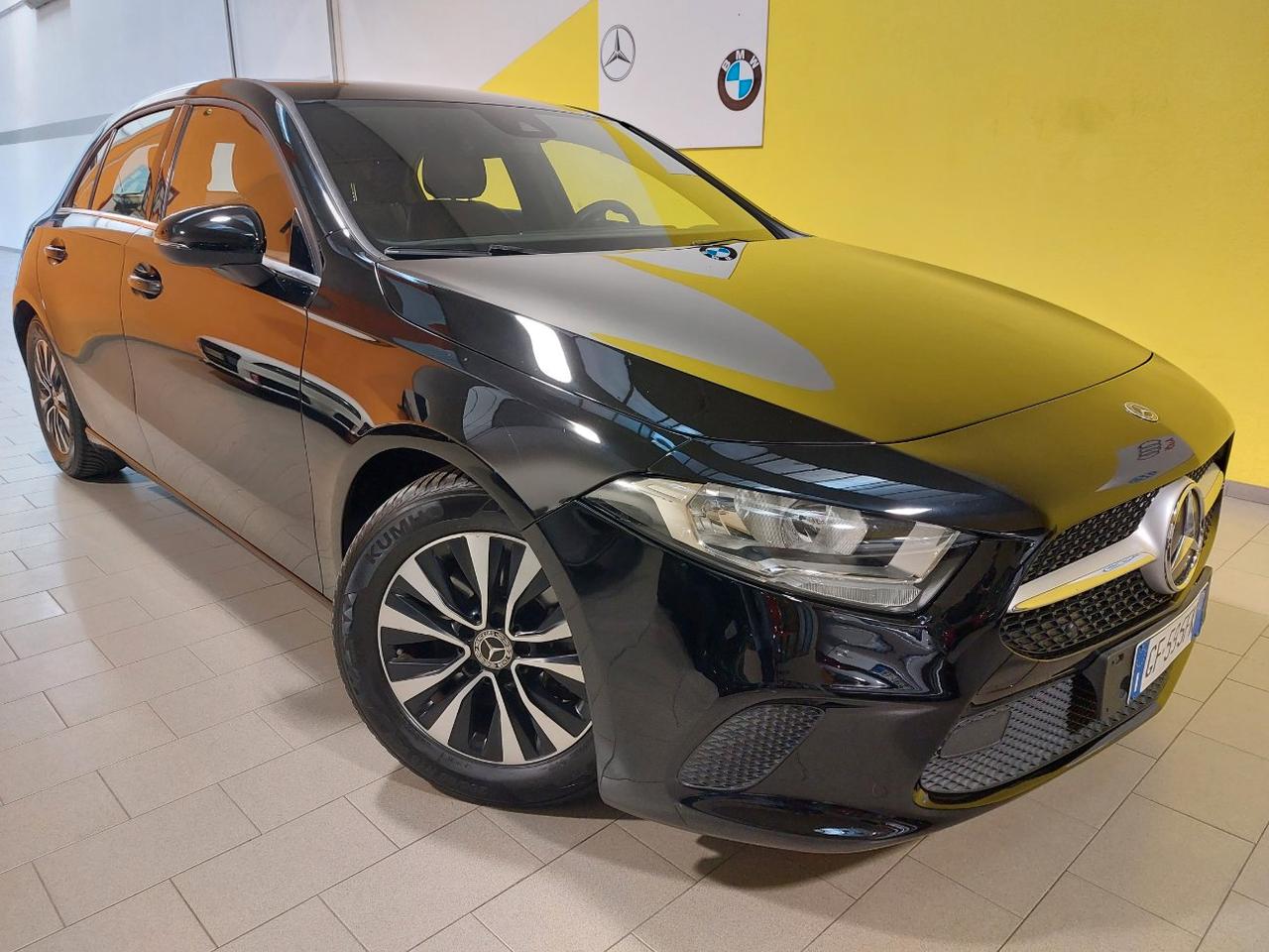 Mercedes A 180 D Business 8G-DCT