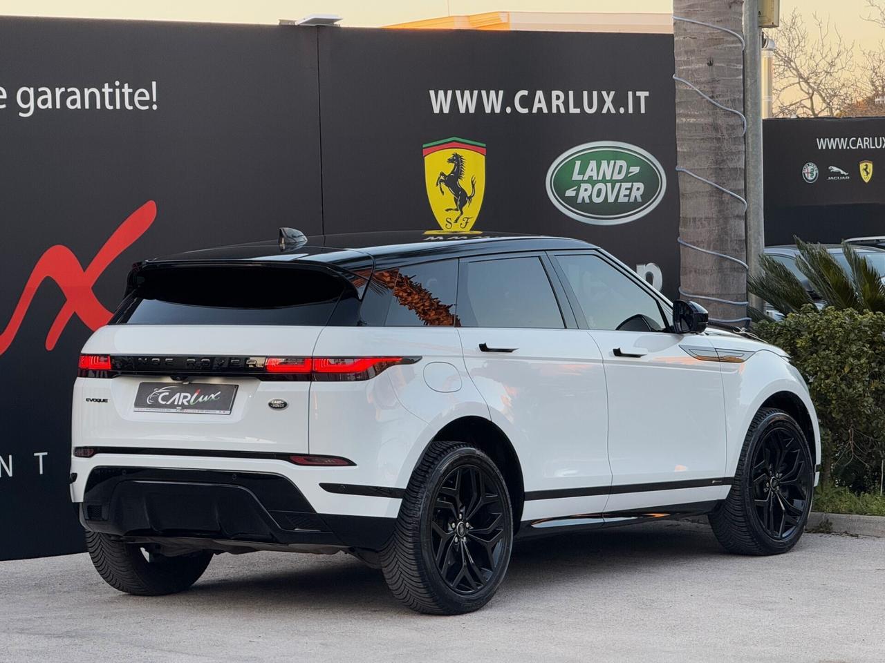 Range Rover Evoque 2.0d i4 MHEV R-Dynamic SE 204CV