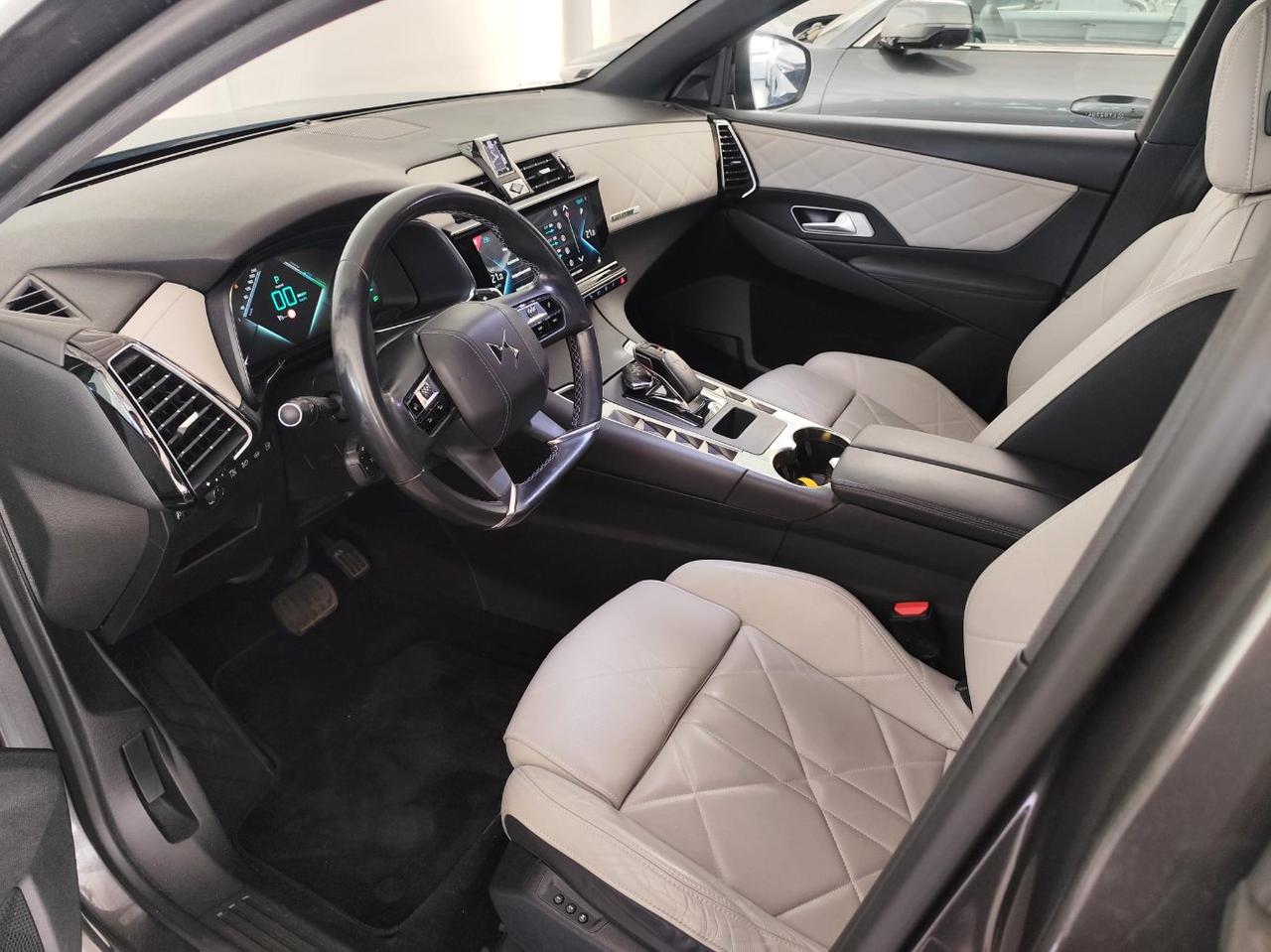 DS Automobiles 7 Ibrida Plug-in