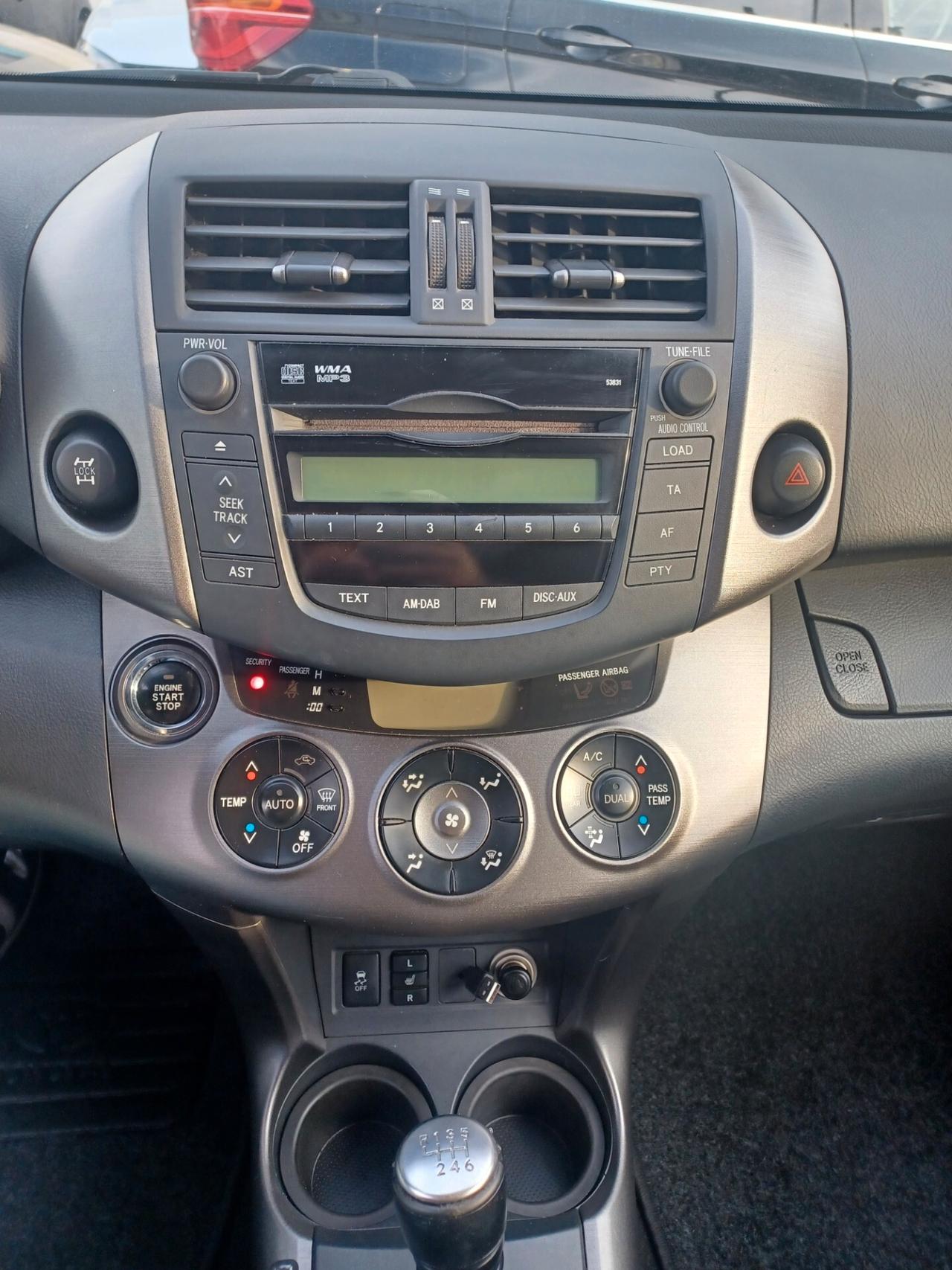 Toyota RAV 4 2.2 D-4D 150 CV Luxury