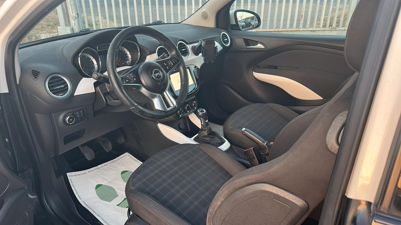 Opel Adam 1.4 87 CV GPL Tech Slam
