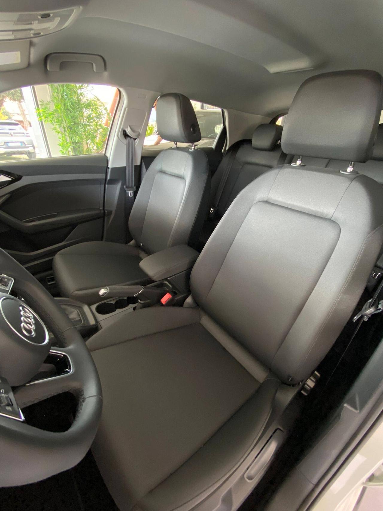 Audi A1 allstreet 30 TFSI 1.0 BENZINA 116CV KM0 ANNO 2025 ITALIANA UNICO PROPRIETARIO