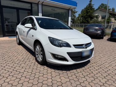 Opel Astra 1.7 CDTI 110CV 5 porte Cosmo