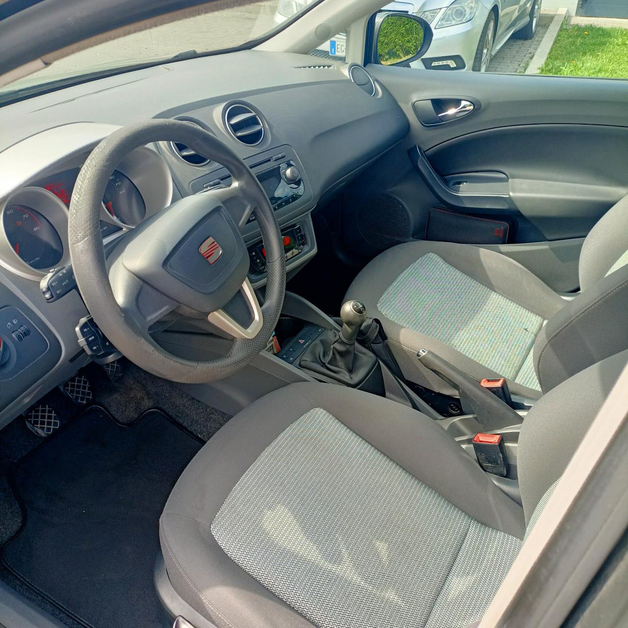SEAT IBIZA 1.4 NEOPATENTATI KM135MILA