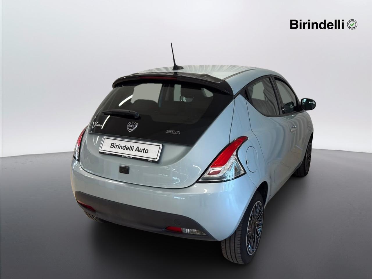 LANCIA Ypsilon 3ª serie - Ypsilon 1.0 FireFly 5 porte S&S Hybrid Gold