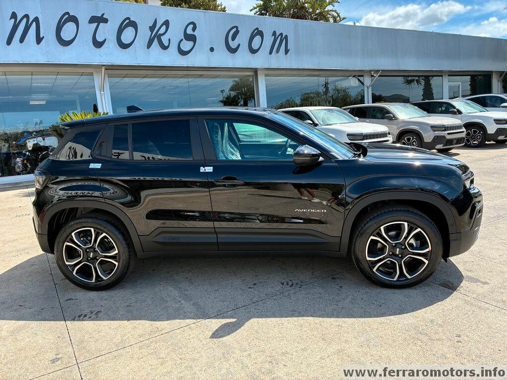 Jeep Avenger 1.2 Turbo 100 CV Summit a 254 euro al mese