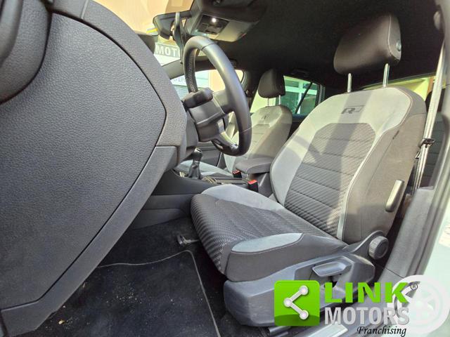 VOLKSWAGEN Golf 1.5 TSI 150 CV R-Line