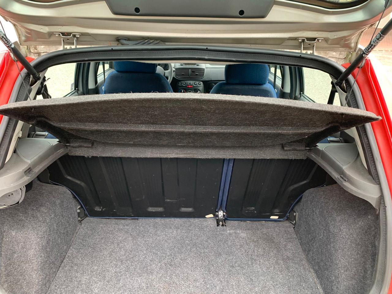 Fiat Punto 1.2 5 porte, unicoproprietario, solo km 122000