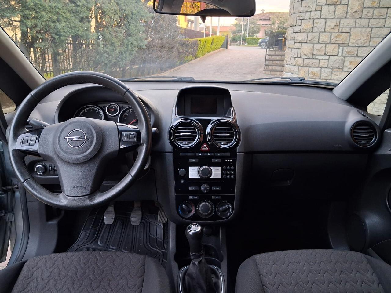 Opel Corsa 1.2 85CV 5 porte GPL-TECH Edition