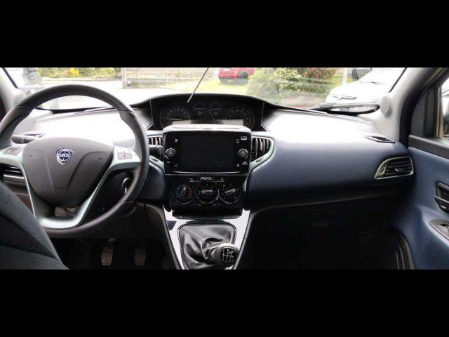 LANCIA Ypsilon 3ª serie - 1.0 FireFly 5 porte S&S Hybrid Gold