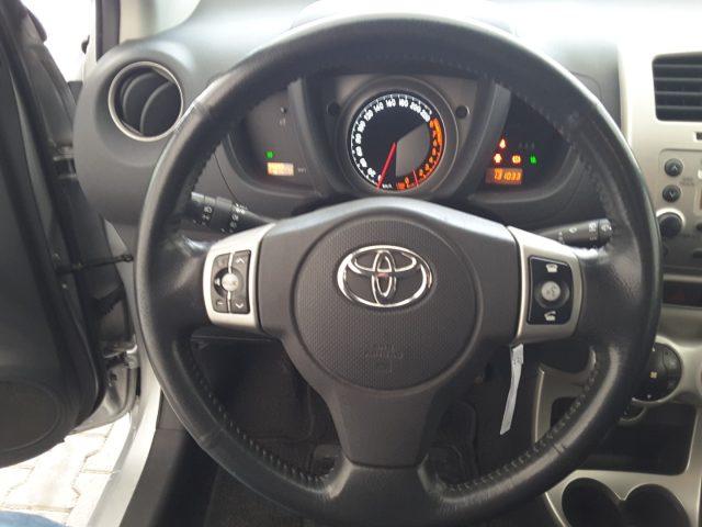 TOYOTA Urban Cruiser 1.3 Sol