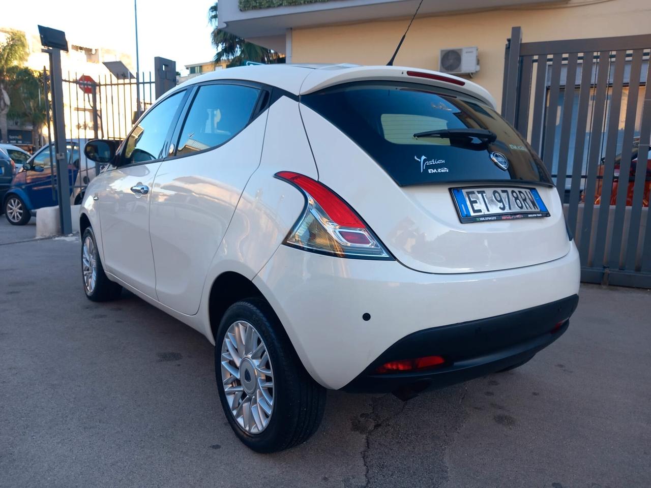 Lancia Ypsilon 5 Porte Full Optional