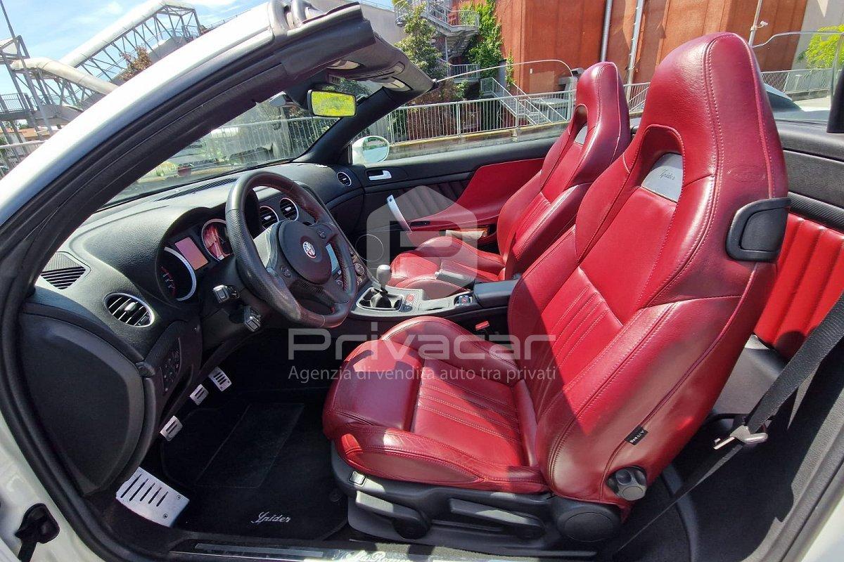 ALFA ROMEO Spider 1750 TBi