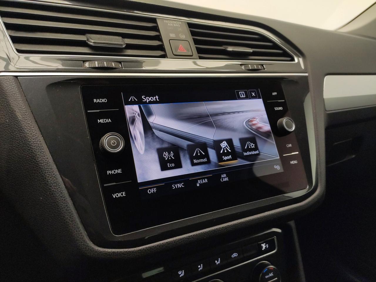 Volkswagen Tiguan 2.0 TDI 150 CV SCR DSG 4MOTION R-Line