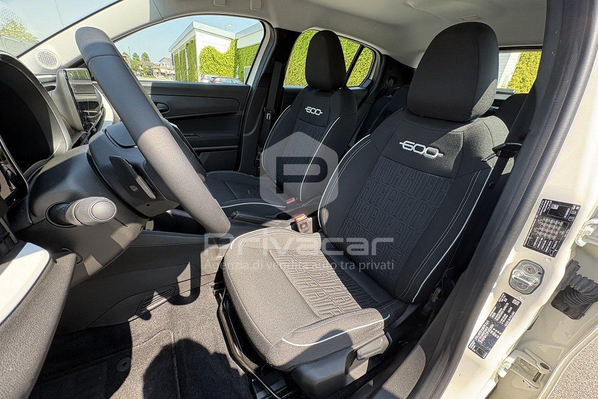 FIAT 600 Hybrid 100 CV DCT MHEV