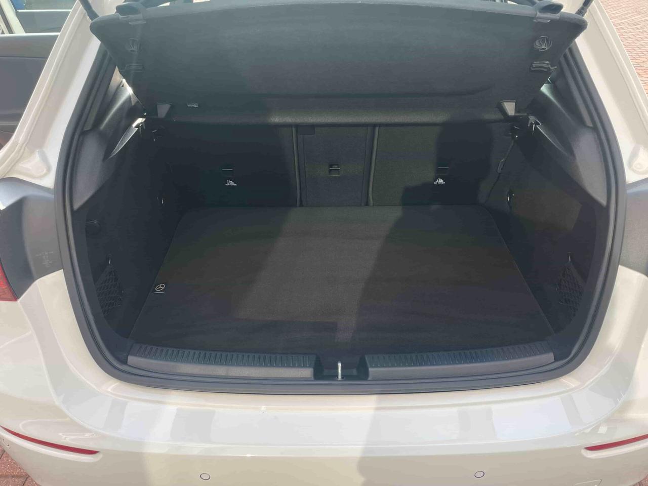 Mercedes-benz A 180 d Automatic Advanced SPORT