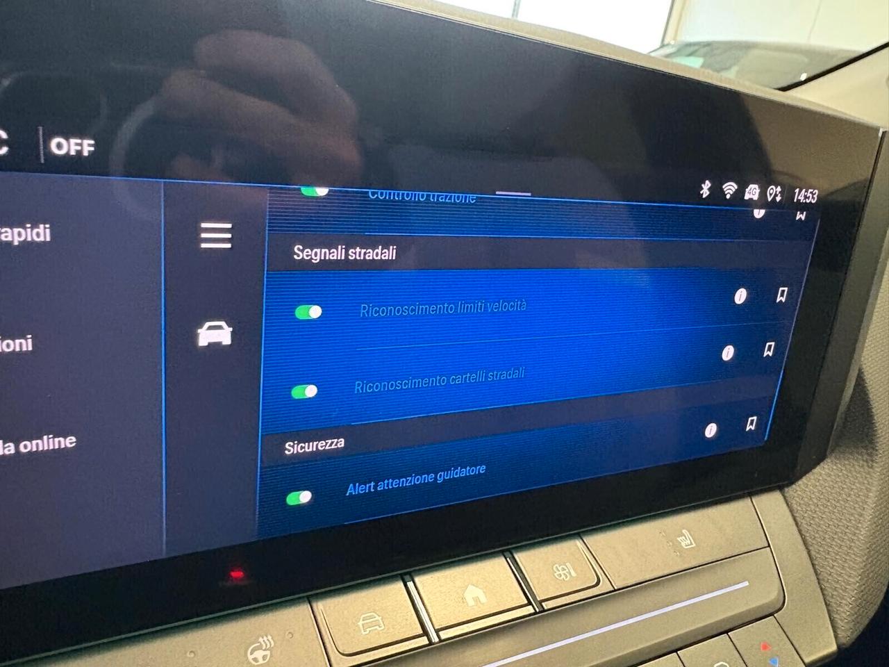 Opel Astra BUSINESS ELEGANCE 1.5 Turbo Diesel AT8 SPOTICAR