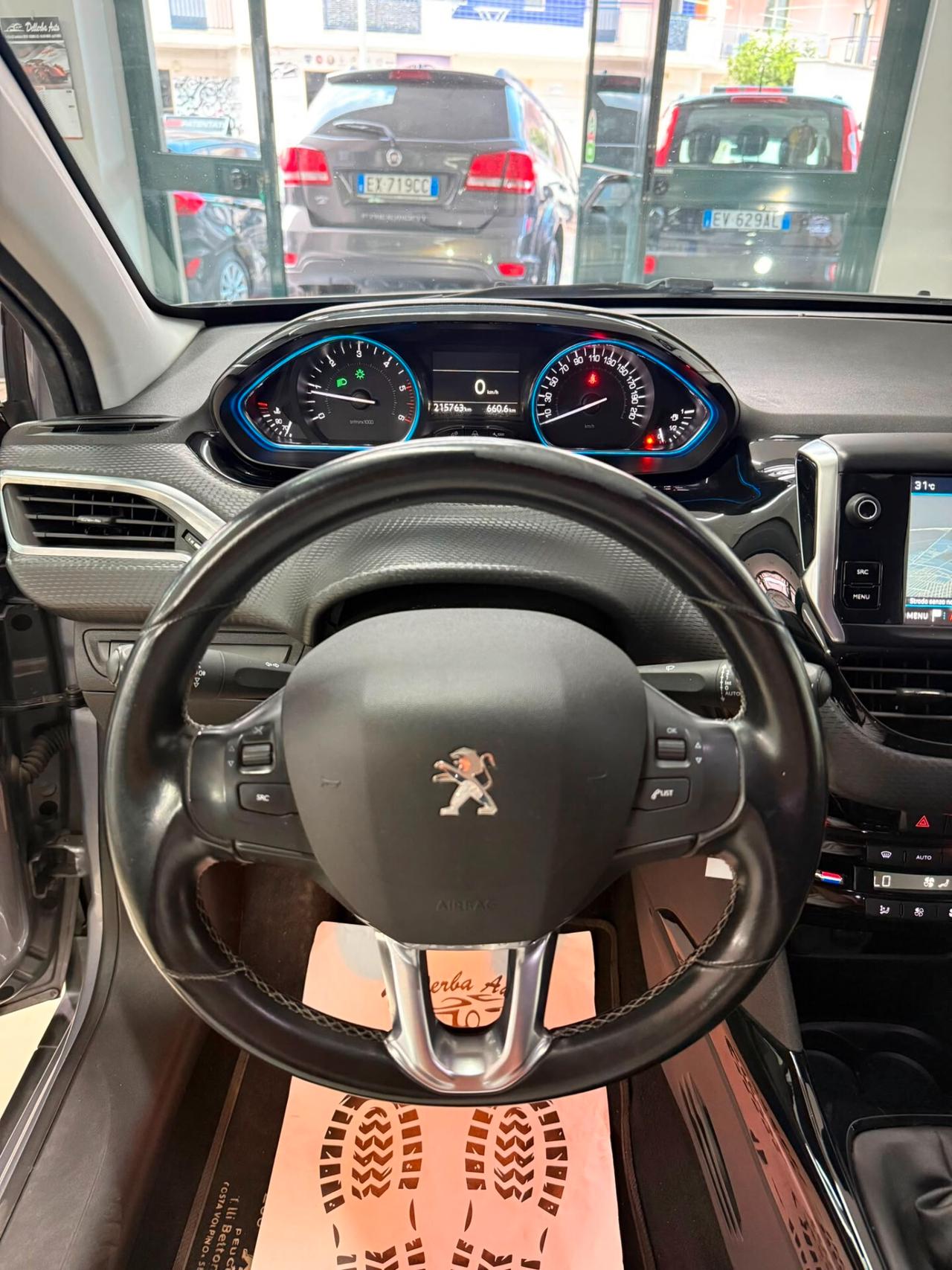 Peugeot 2008 BlueHDi 100 S&S Allure