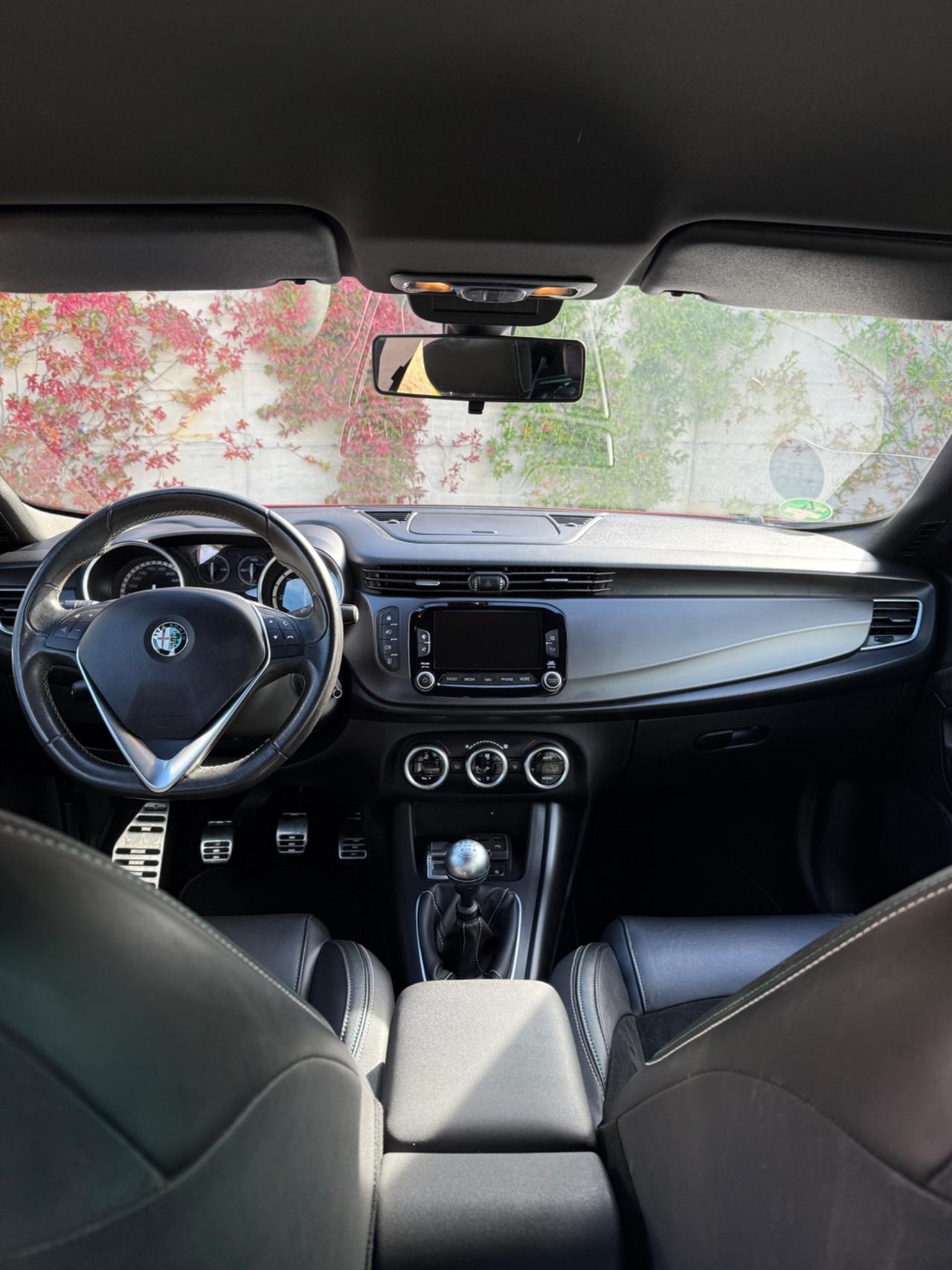 Alfa Romeo Giulietta 2.0 JTDm-2 150 CV QV Line