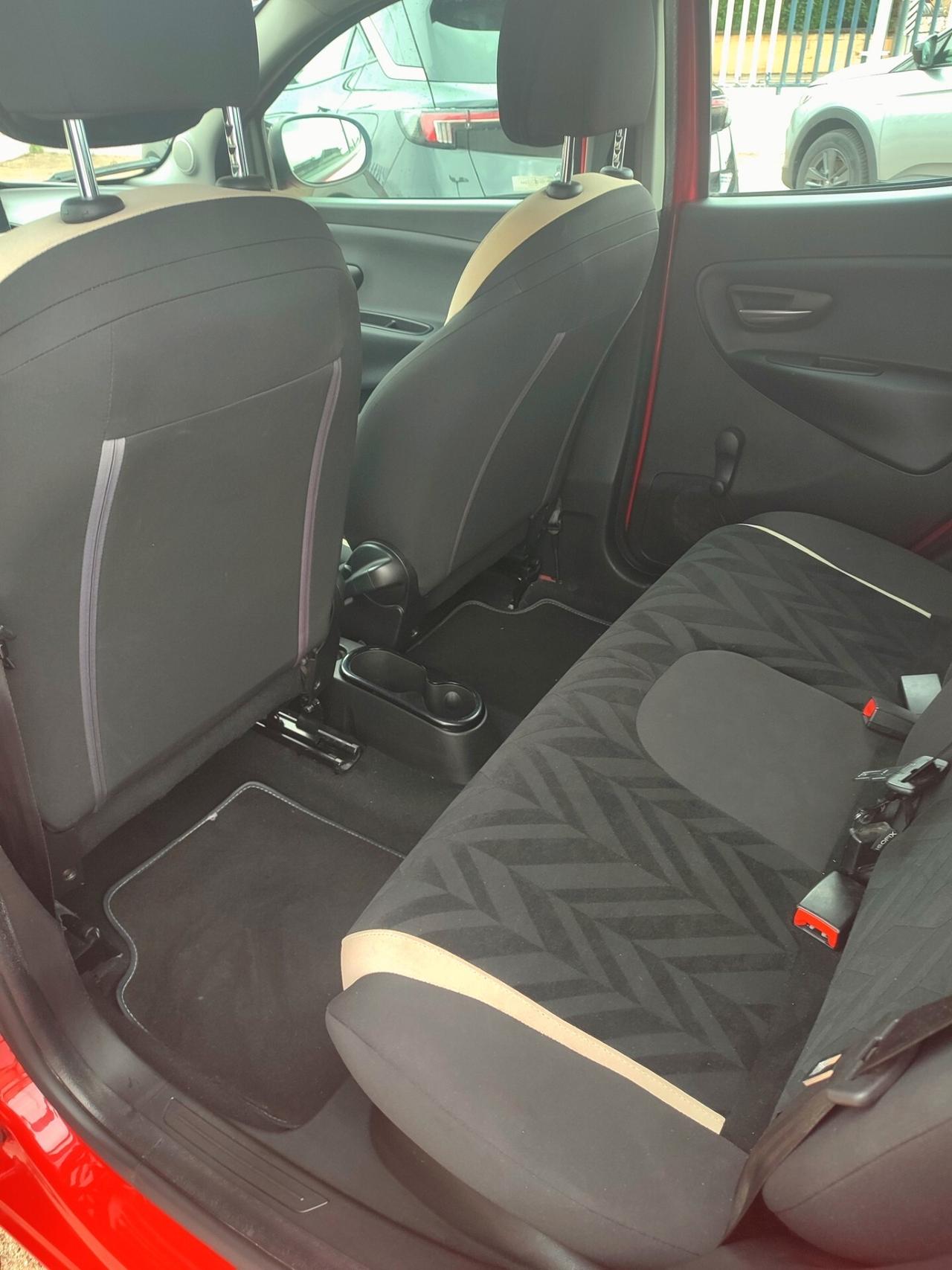 Lancia Ypsilon 1.2 69 CV 5 porte Gold