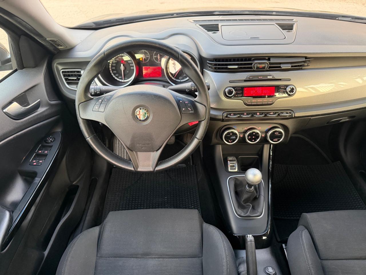Alfa Romeo Giulietta 1.6 JTDm-2 105 CV 2012