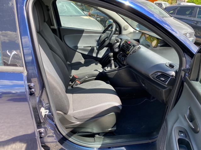 LANCIA Ypsilon 1.2 69 CV 5 porte Silver 5 POSTI