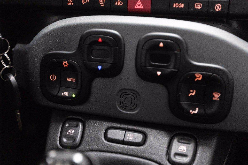 FIAT Panda 1.0 firefly hybrid City Cross s&s 70cv 5p.ti del 2021