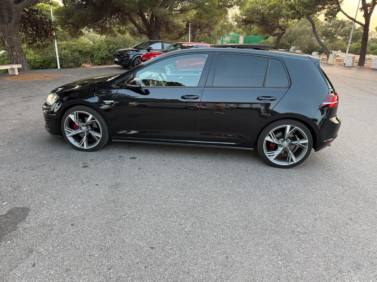 Volkswagen Golf GTD 2.0 TDI 5p. Business BlueMotion Technology