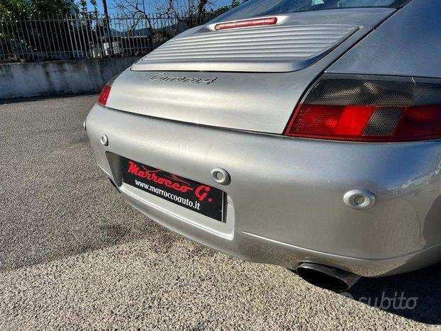 Porsche carrera 4 996