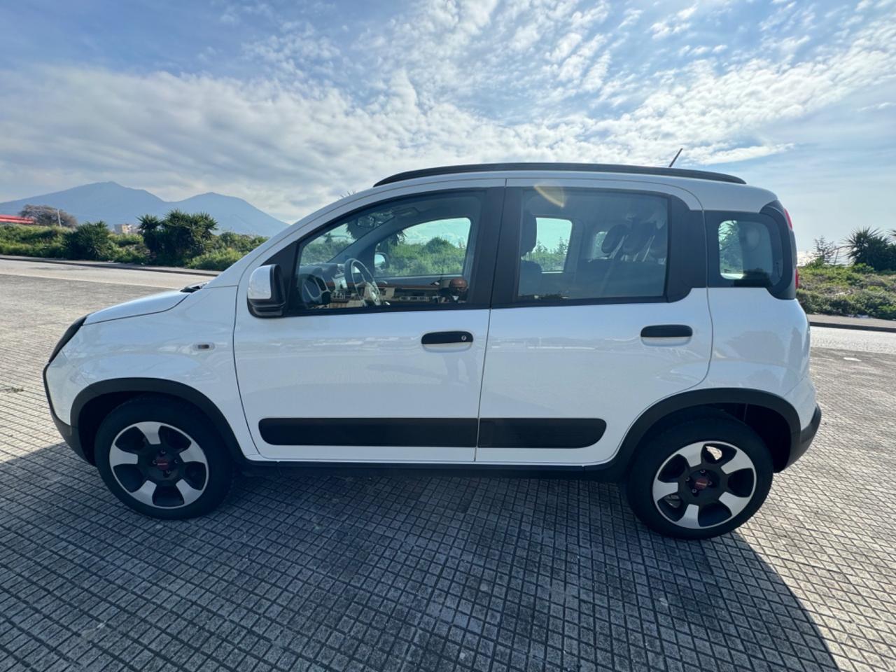 Fiat Panda 1.0 FireFly S&S Hybrid City Cross