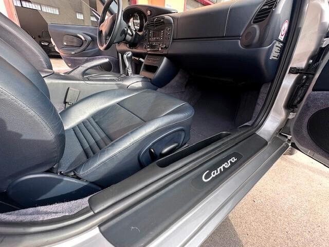 Porsche 911 Carrera cat Coupé BOOK SERVICE PORSCHE