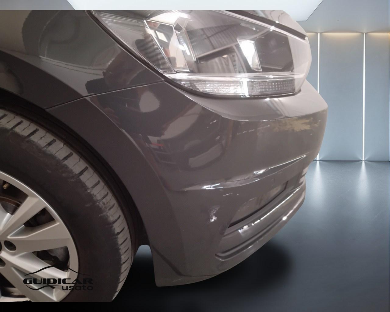VOLKSWAGEN Touran III 2015 - Touran 1.5 tsi Business 150cv dsg