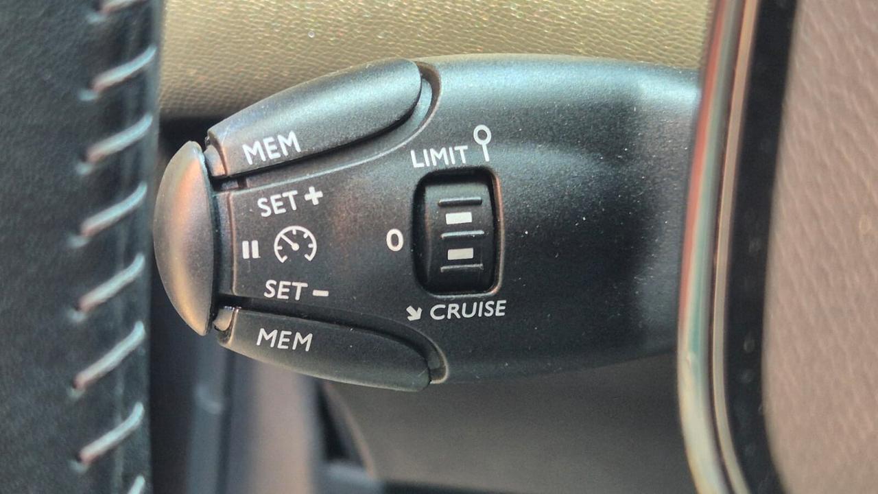 Peugeot 208 PureTech 75 S&S 5P Active 2021 OTTIMO STATO neop LEGGI TESTO