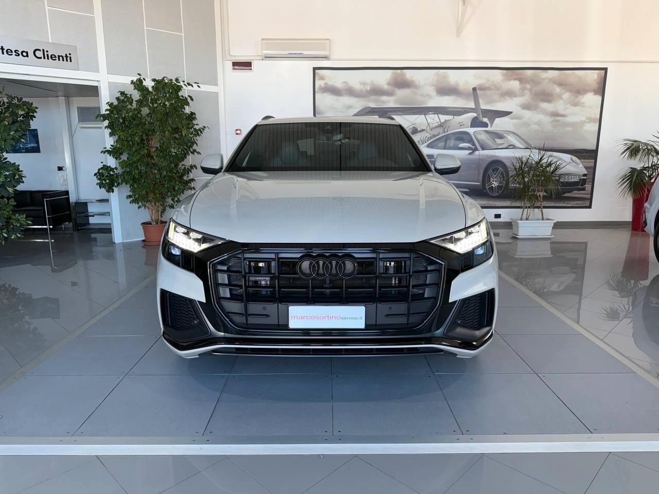 AUDI Q8 50 TDI MHEV 286 CV 4WD MOD. S-LINE