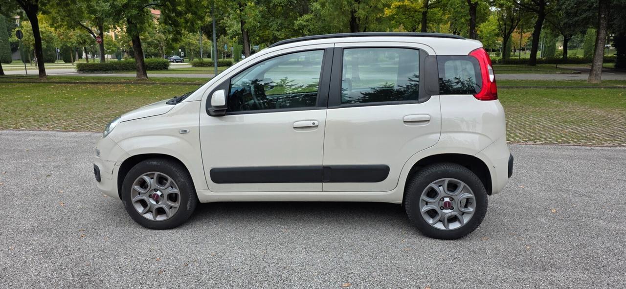 Fiat Panda 0.9 TwinAir Turbo Natural Power Lounge