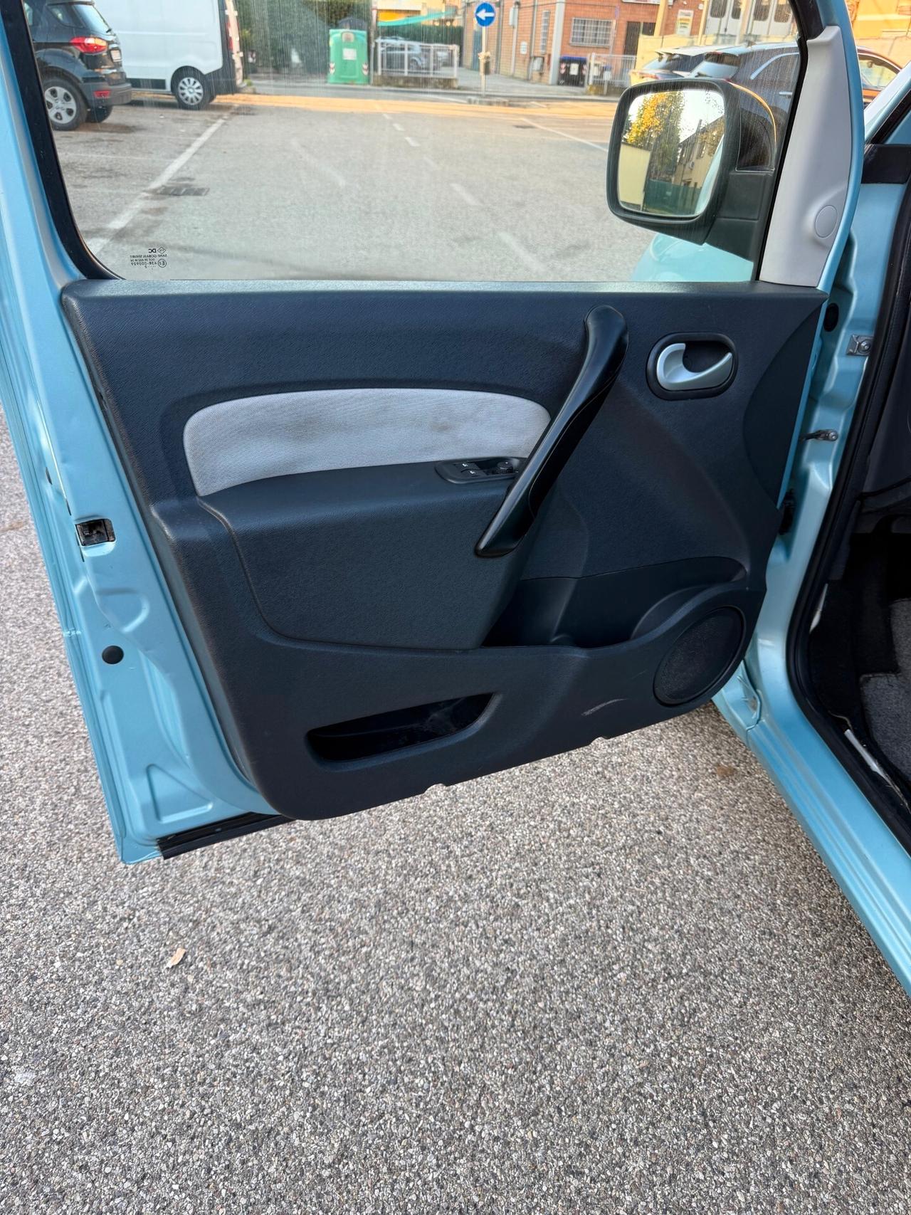 Renault Kangoo 1.5 dCi 90CV F.AP. 5 porte Tom