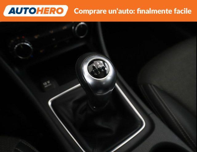 MERCEDES-BENZ CLA 180 Executive